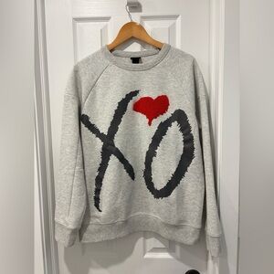 The Weeknd H&M XO and Red Heart Graphic Sweatshirt size M